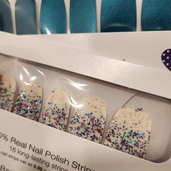 Color Street- Retired bundle - Picture 6 of 8